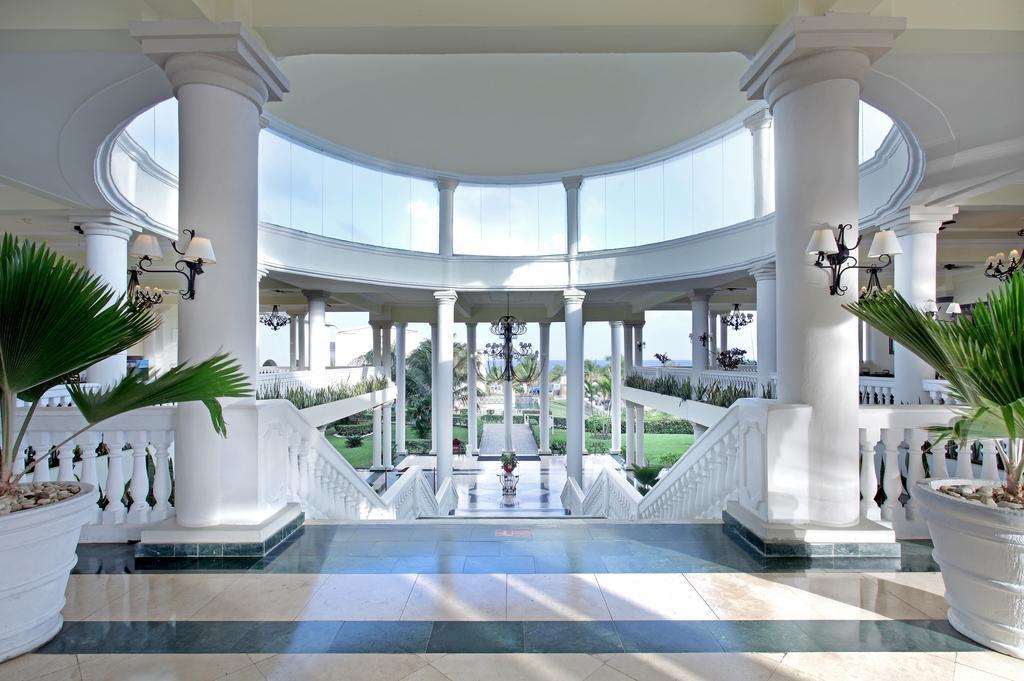 Grand Palladium Lady Hamilton Resort & Spa Lucea Exterior foto